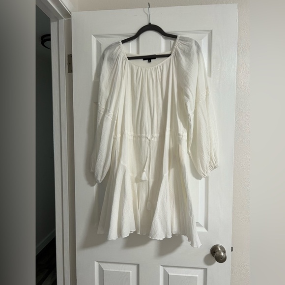 LLACIE DRESS SIZE SMALL - Picture 1 of 3